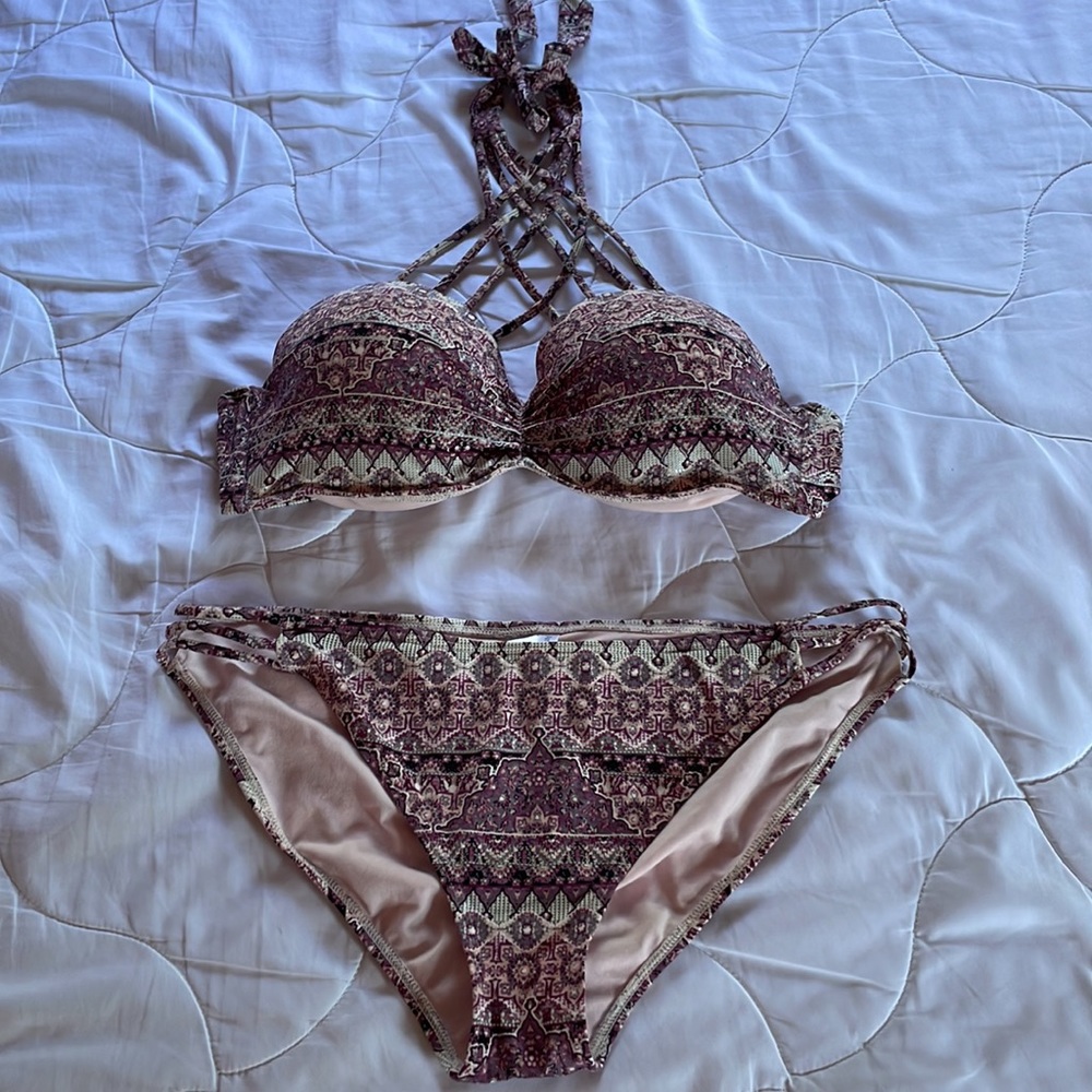 Beautiful bikini 👙